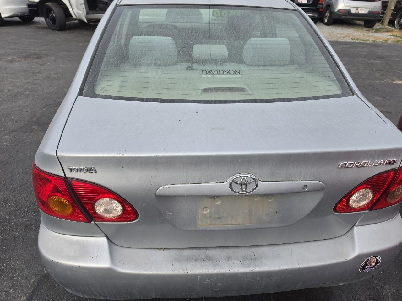 Toyota Corolla CE 2005