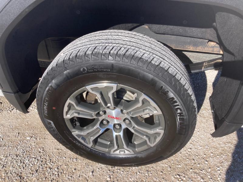 GMC Sierra 1500 SLT Crew Cab 4WD 2026