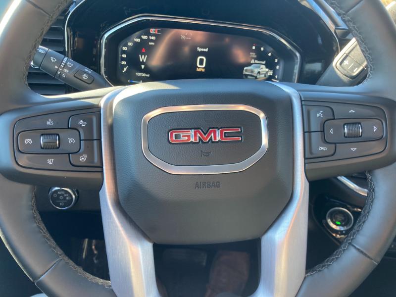 GMC Sierra 1500 SLT Crew Cab 4WD 2026