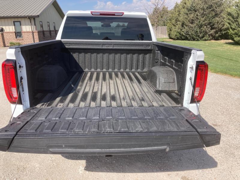 GMC Sierra 1500 SLT Crew Cab 4WD 2026