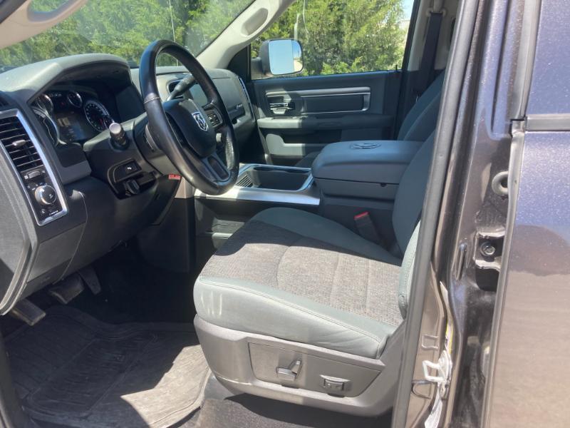 RAM 2500 SLT Crew Cab SWB 4WD 2016