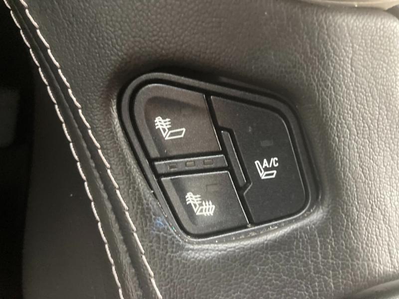 GMC Yukon Denali 4WD 2015