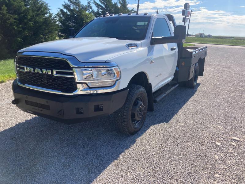 RAM 3500 Regular Cab 4WD DRW 2022