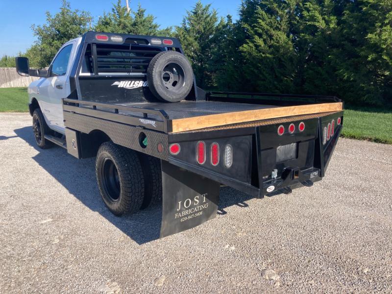 RAM 3500 Regular Cab 4WD DRW 2022