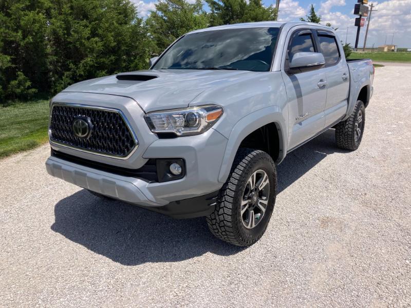 Toyota Tacoma TRD Sport Dbl Cab 4WD V6 at 2019