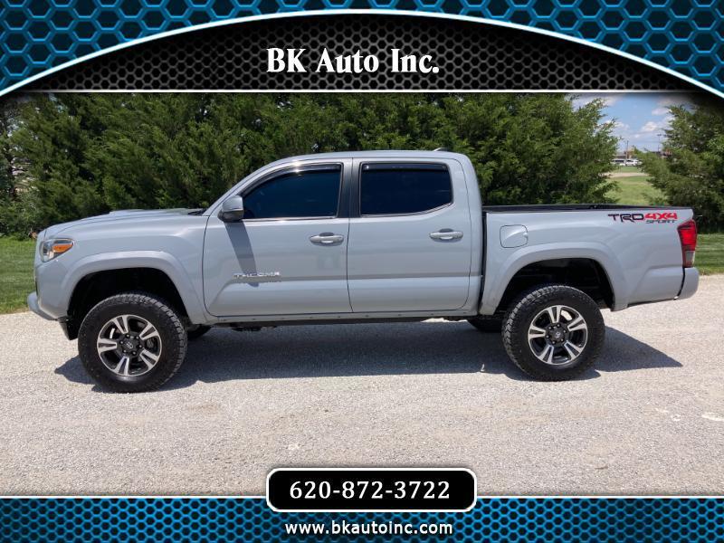 Toyota Tacoma TRD Sport Dbl Cab 4WD V6 at 2019