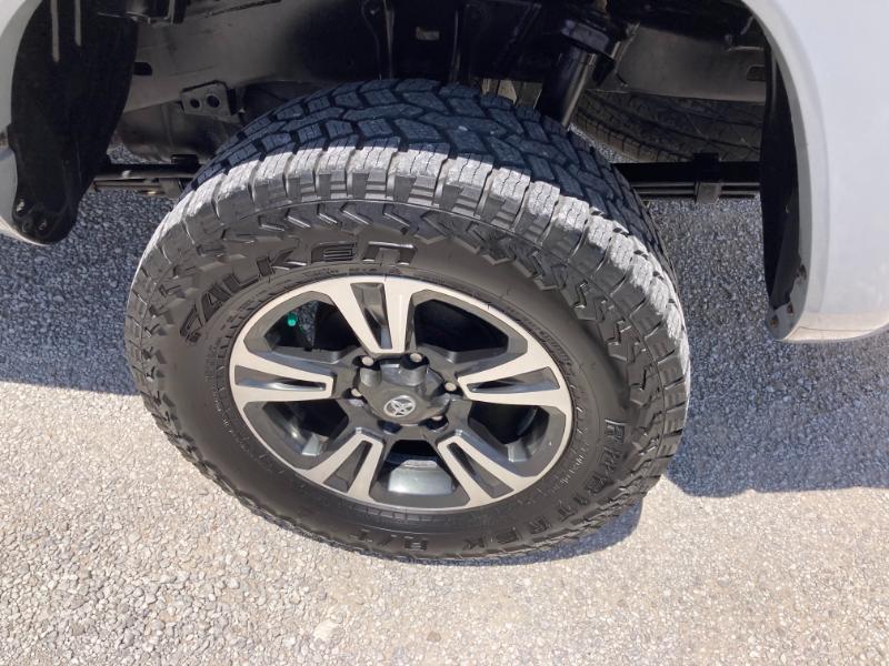 Toyota Tacoma TRD Sport Dbl Cab 4WD V6 at 2019