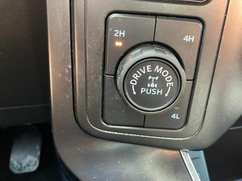 Ford F-150 STX SuperCrew 4WD 2024