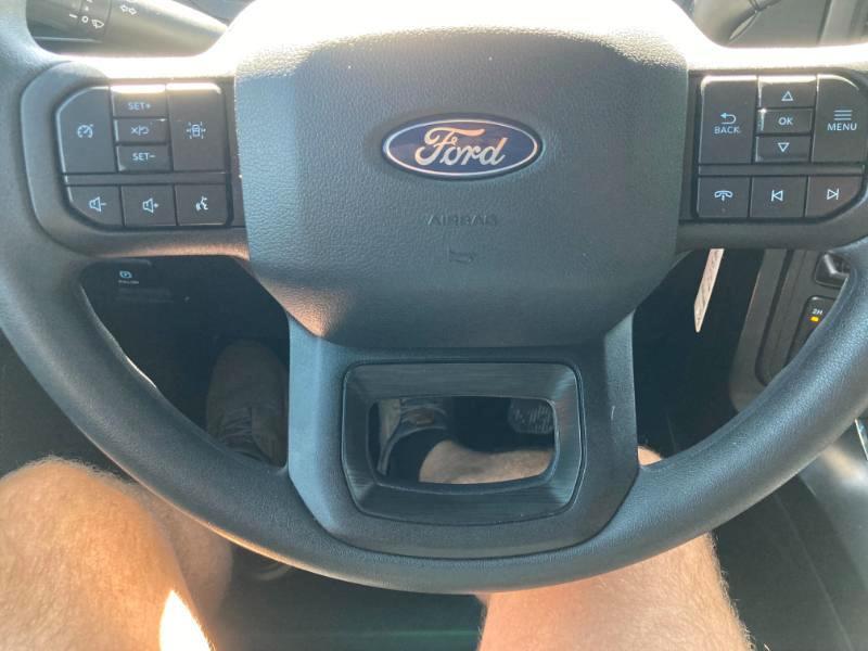 Ford F-150 STX SuperCrew 4WD 2024