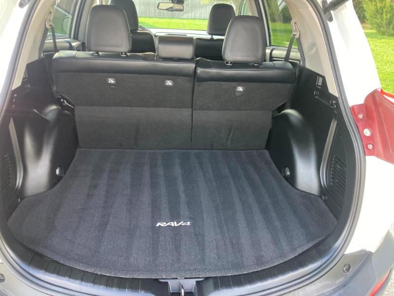 Toyota RAV4 Limited AWD 2014