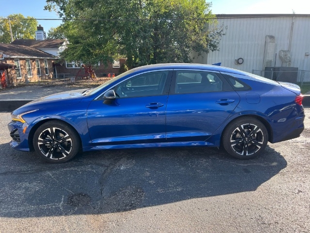 2021 Kia K5 GT-Line photo 3