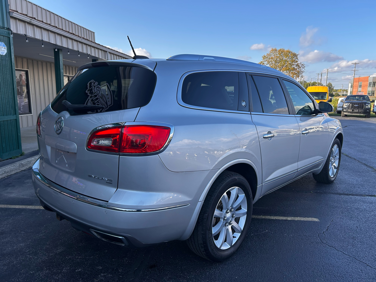 2017 Buick Enclave Premium photo 3