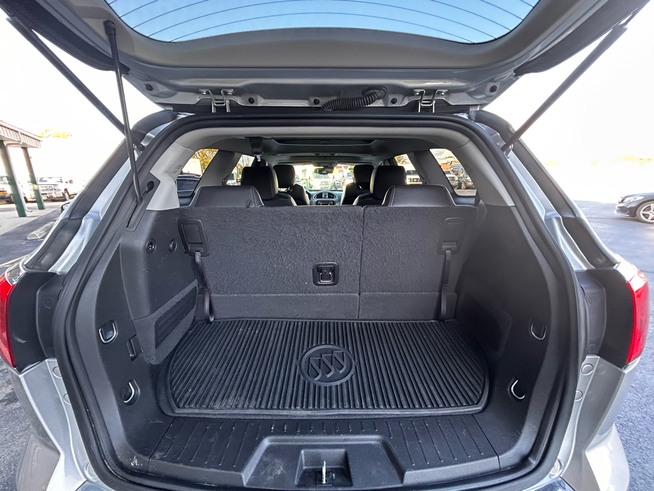 2017 Buick Enclave Premium photo 12