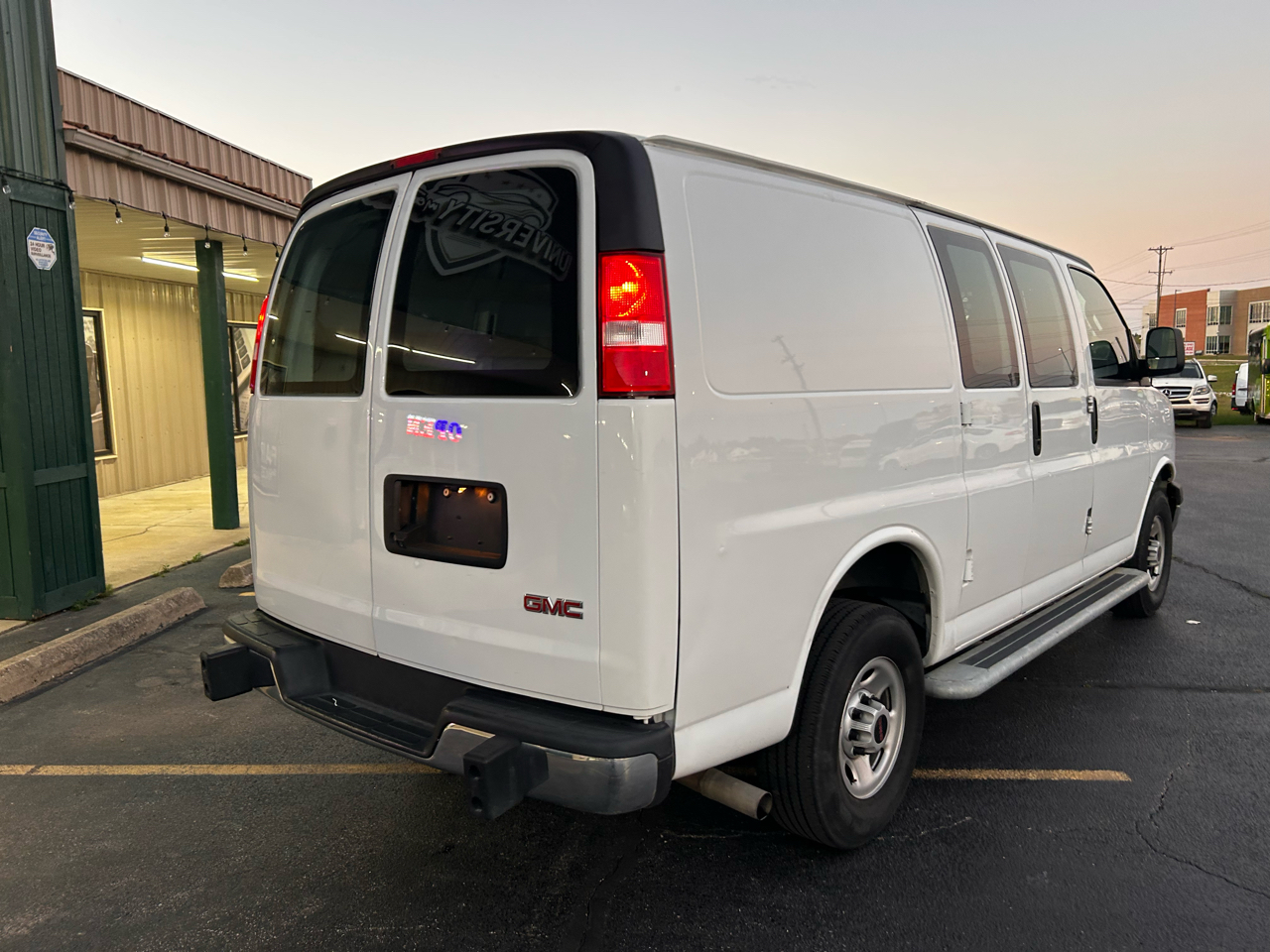 GMC Savana G2500 Cargo 2022
