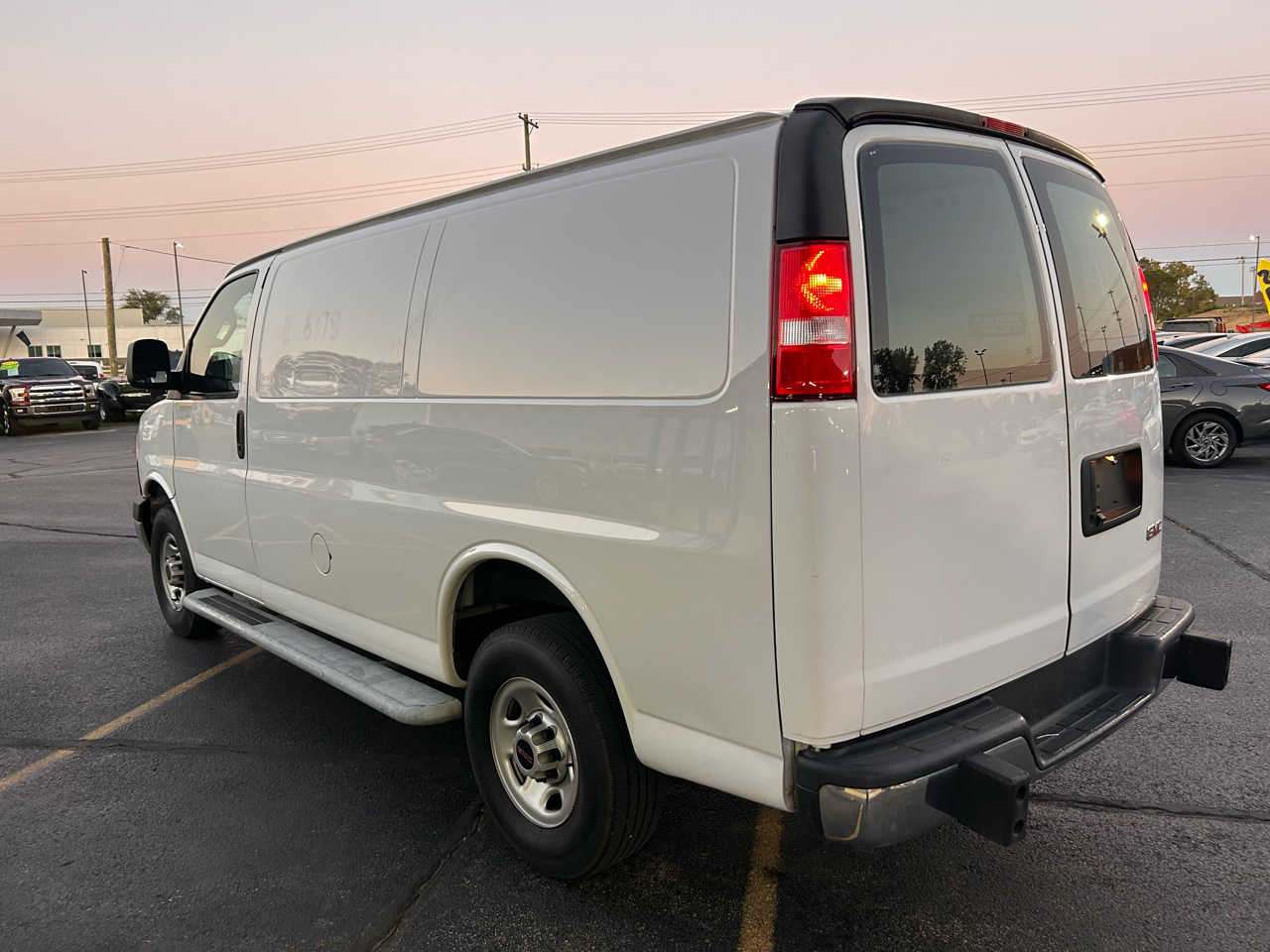 GMC Savana G2500 Cargo 2022