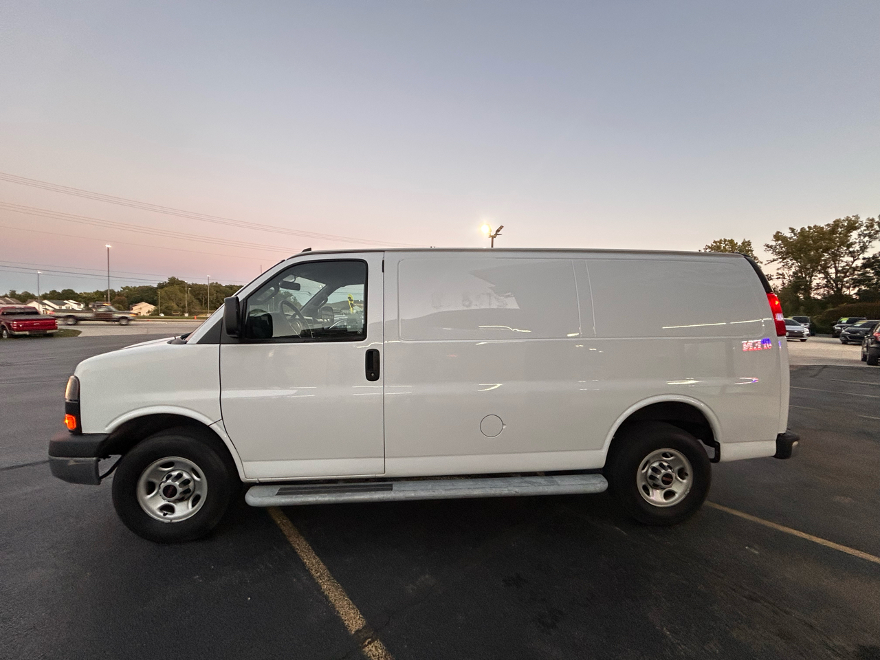 GMC Savana G2500 Cargo 2022