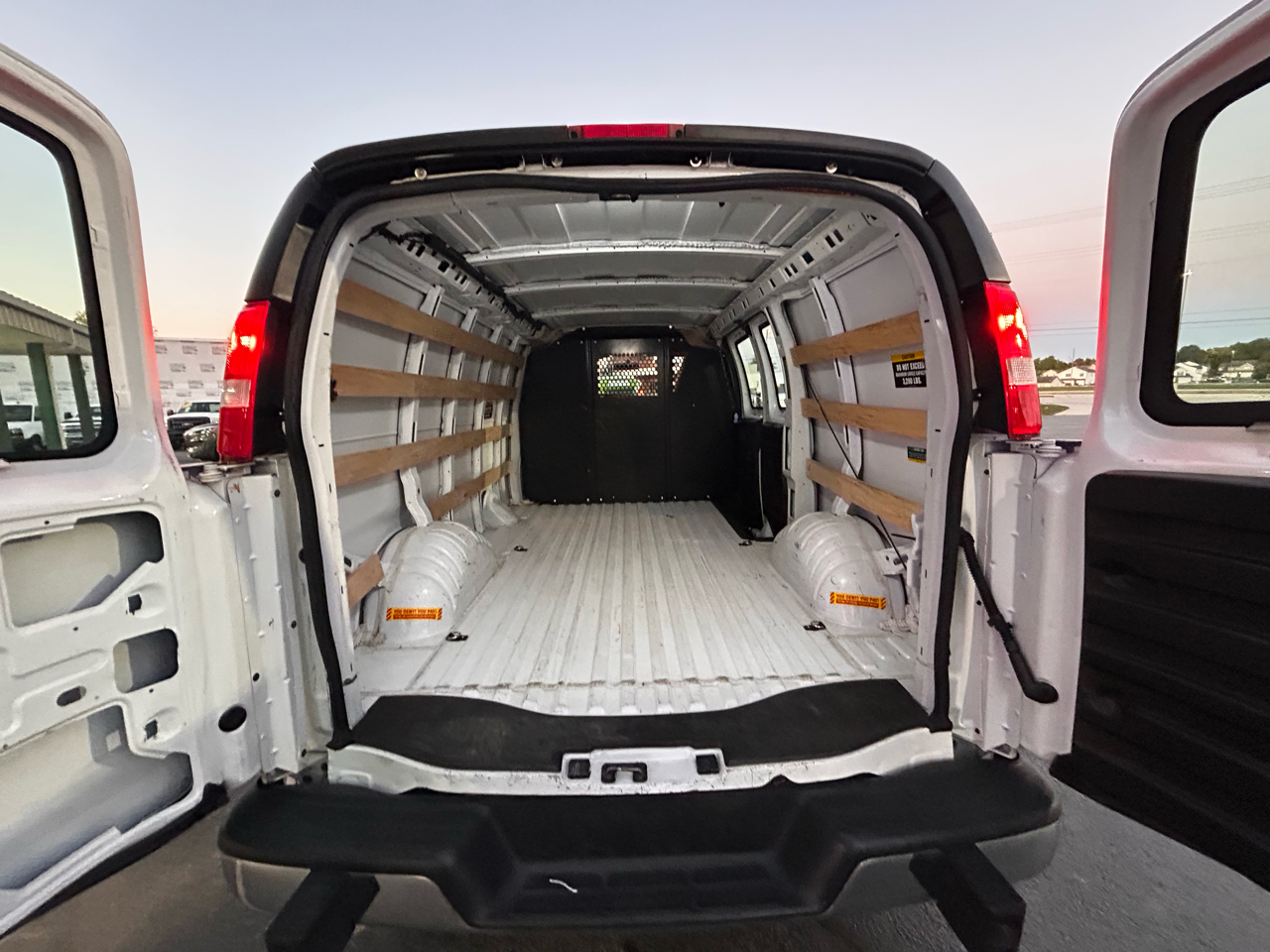 GMC Savana G2500 Cargo 2022