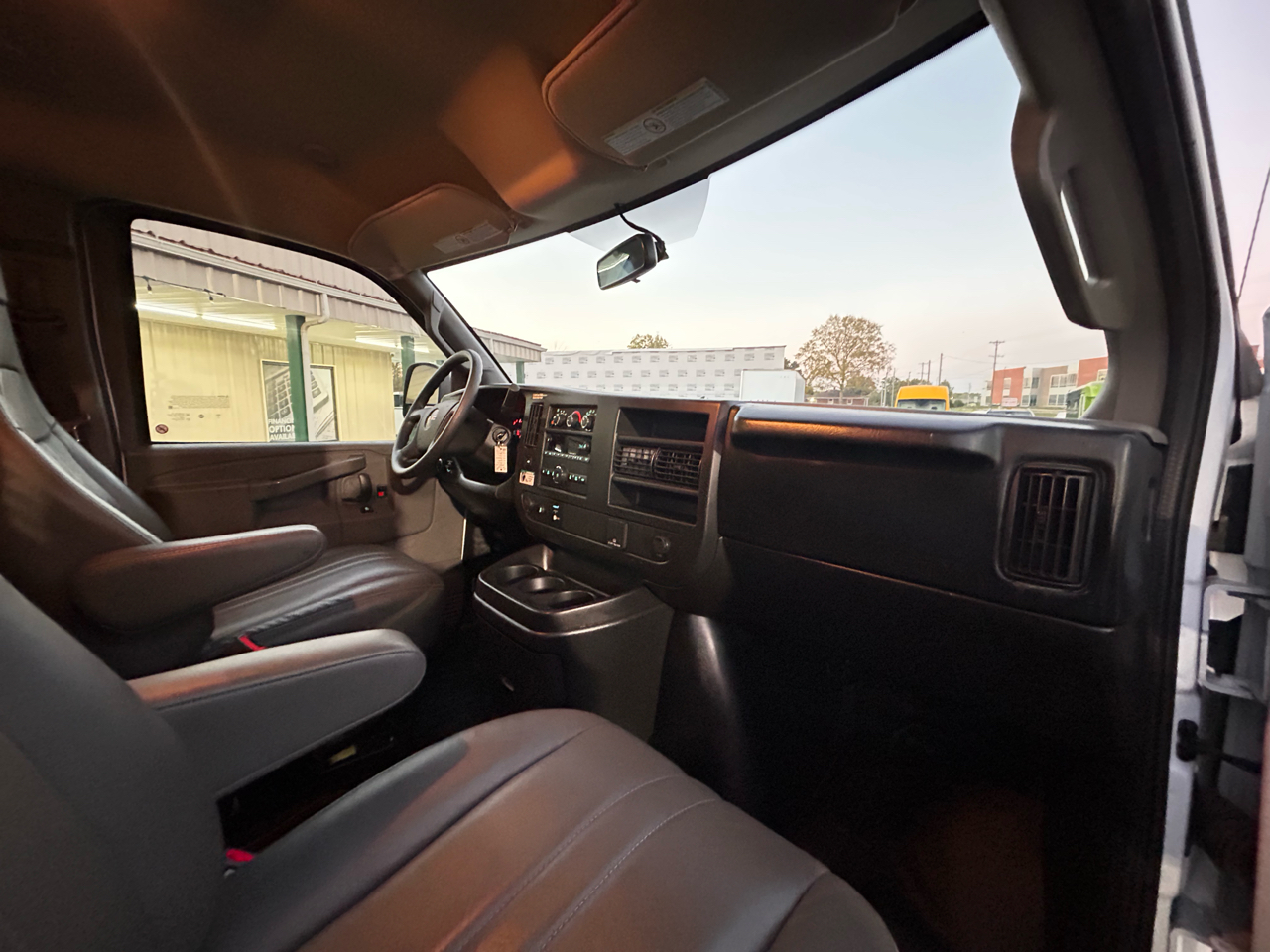 GMC Savana G2500 Cargo 2022
