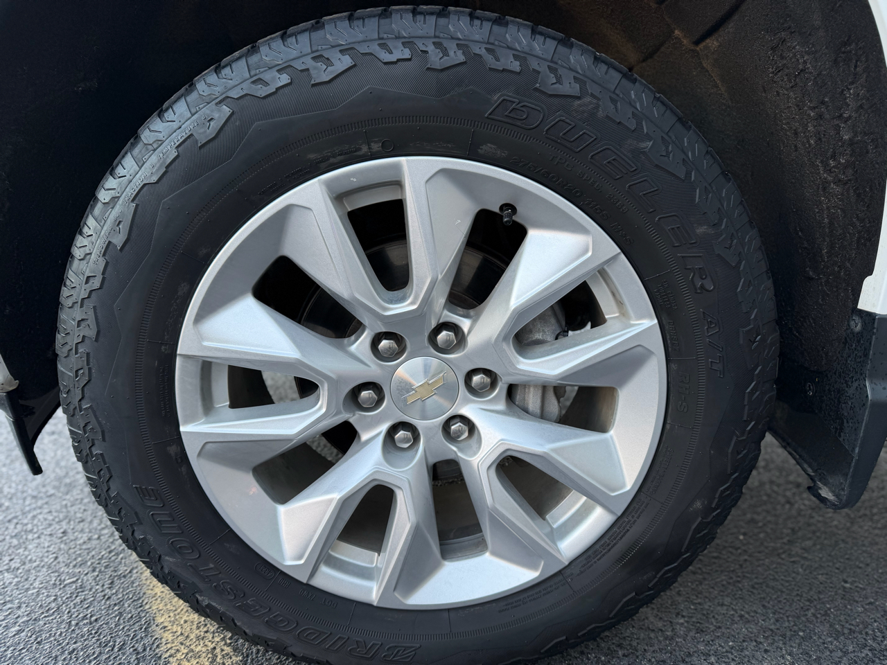 Chevrolet Silverado 1500 Custom Crew Cab 4WD 2022 Chevrolet Silverado 1500 Custom Crew Cab 4WD 2022