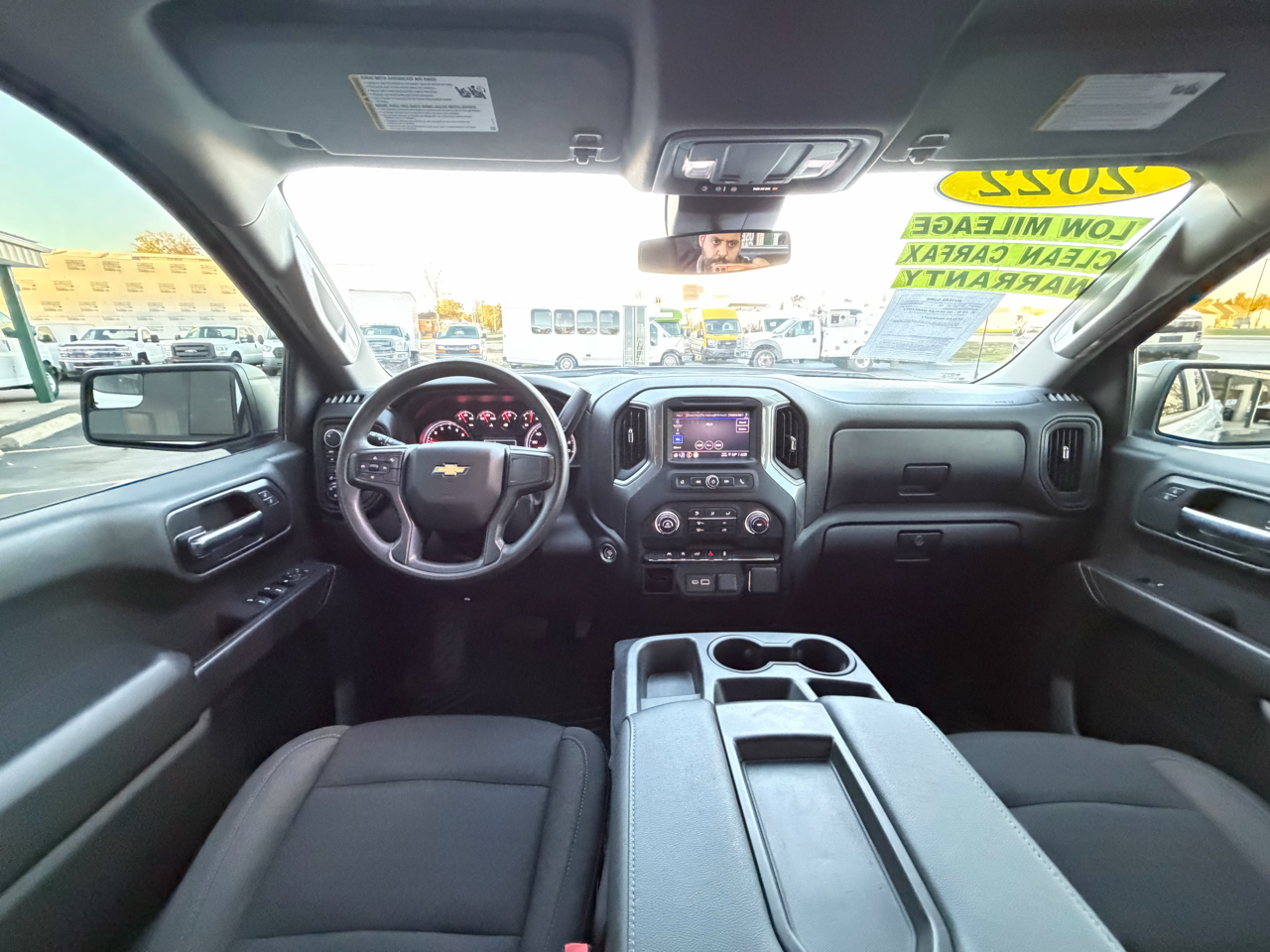 Chevrolet Silverado 1500 Custom Crew Cab 4WD 2022 Chevrolet Silverado 1500 Custom Crew Cab 4WD 2022