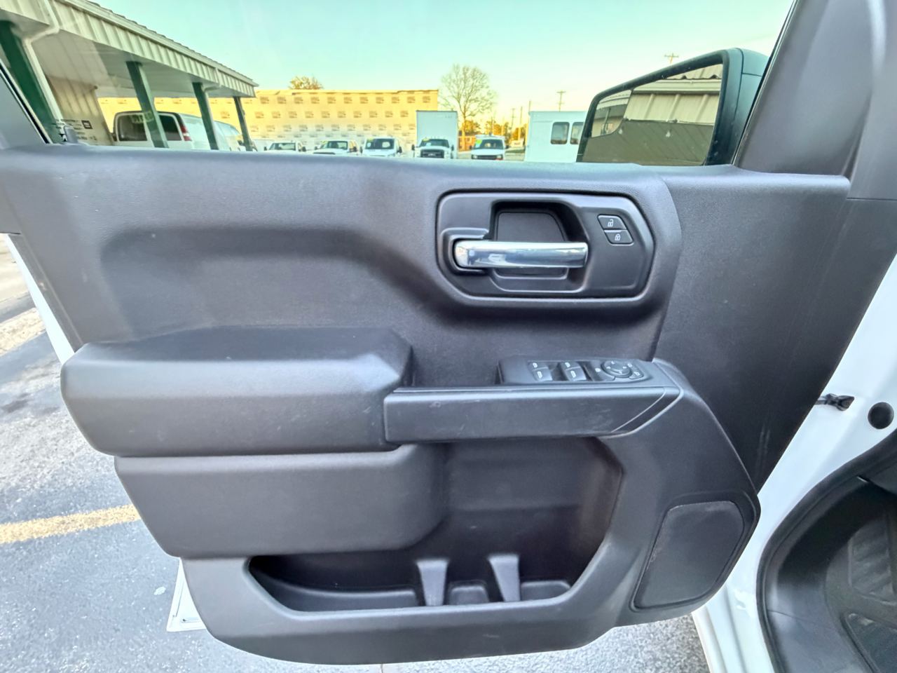 Chevrolet Silverado 1500 Custom Crew Cab 4WD 2022 Chevrolet Silverado 1500 Custom Crew Cab 4WD 2022