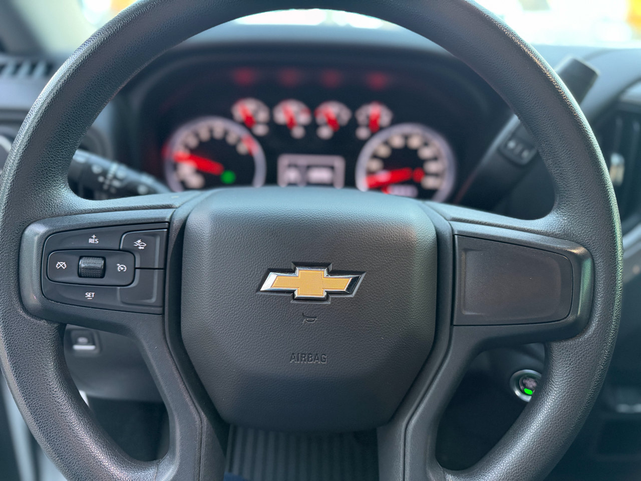 Chevrolet Silverado 1500 Custom Crew Cab 4WD 2022 Chevrolet Silverado 1500 Custom Crew Cab 4WD 2022