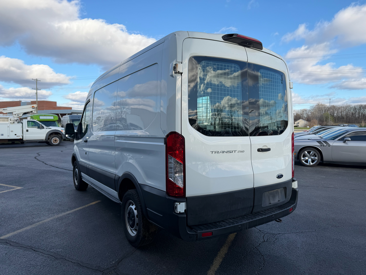2019 Ford Transit Van photo 4
