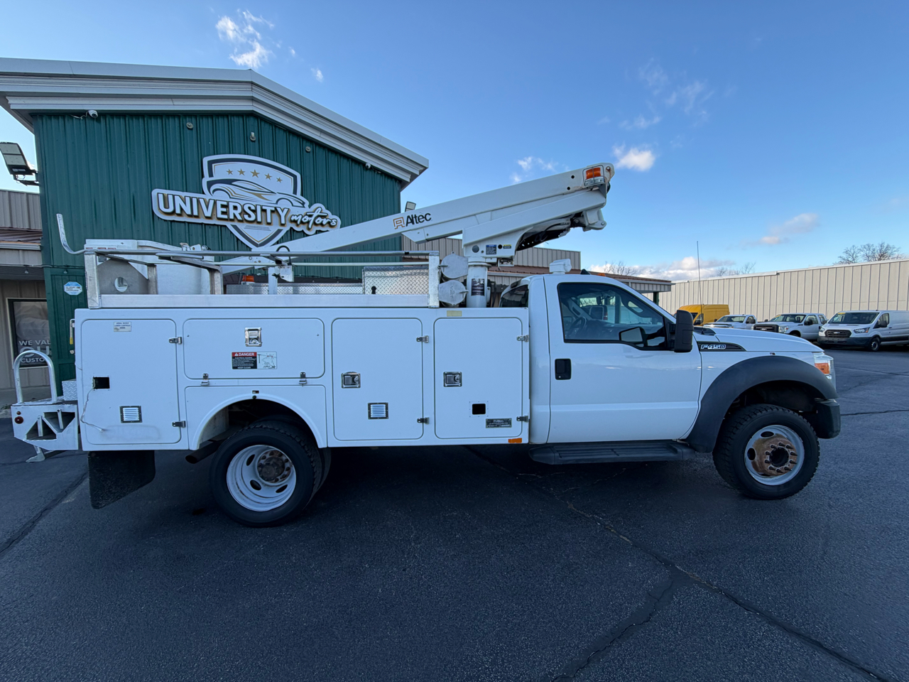 2012 Ford F-450 photo 4