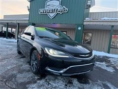 2016 Chrysler 200 