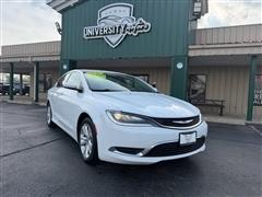 2016 Chrysler 200 