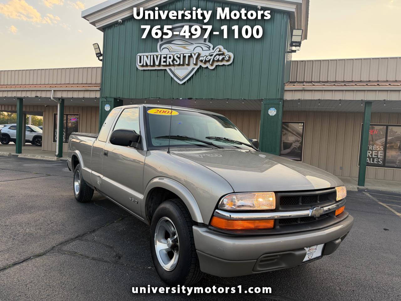 2001 Chevrolet S10 Pickup Ext. Cab 2WD