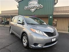 2013 Toyota Sienna 