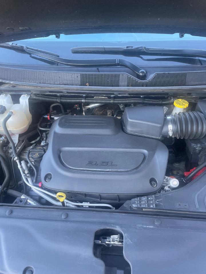 Chrysler Pacifica Touring L FWD 2024