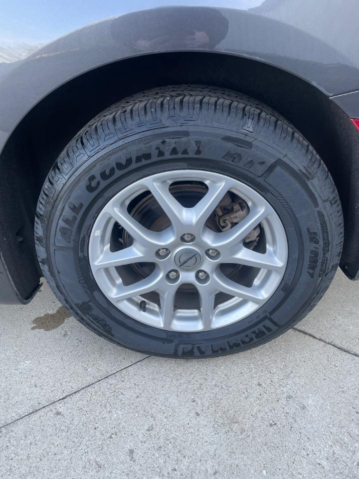 Chrysler Pacifica Touring L FWD 2023