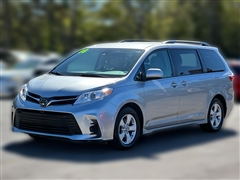 2018 Toyota Sienna  2018 Toyota Sienna