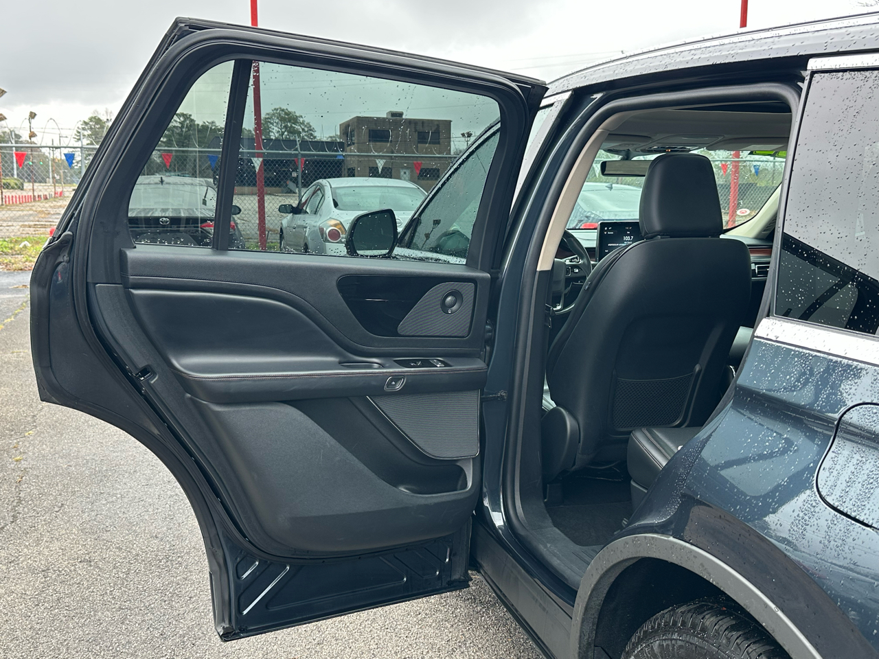 Lincoln Aviator Reserve AWD 2022