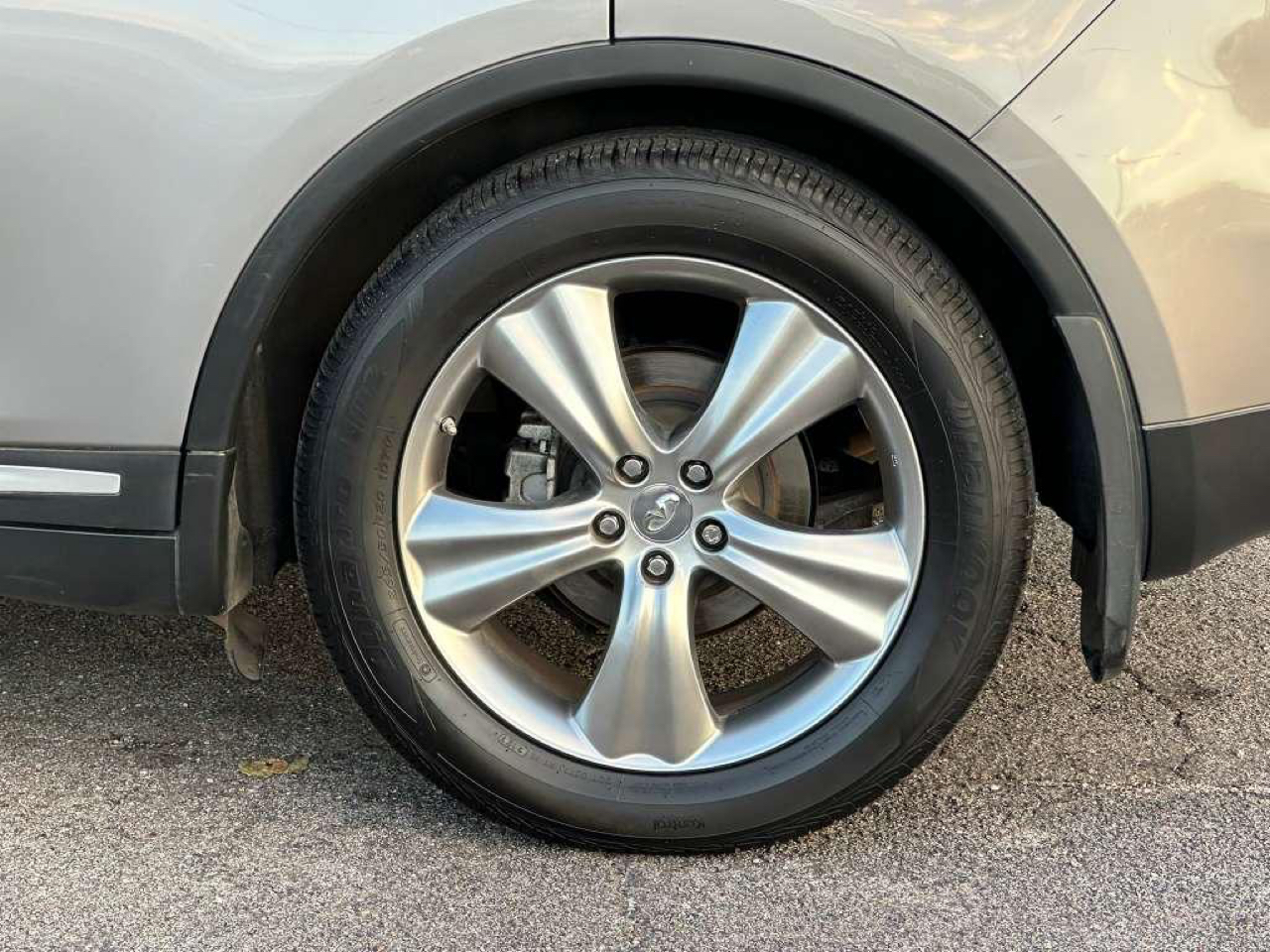 Infiniti FX35 RWD 4dr 2009