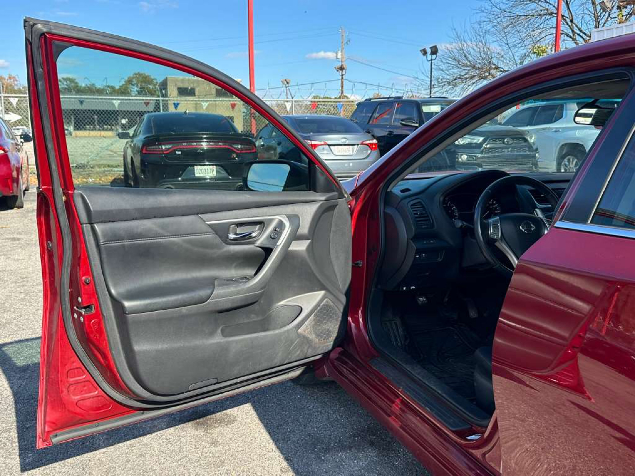 Nissan Altima 2.5 SR Sedan 2017