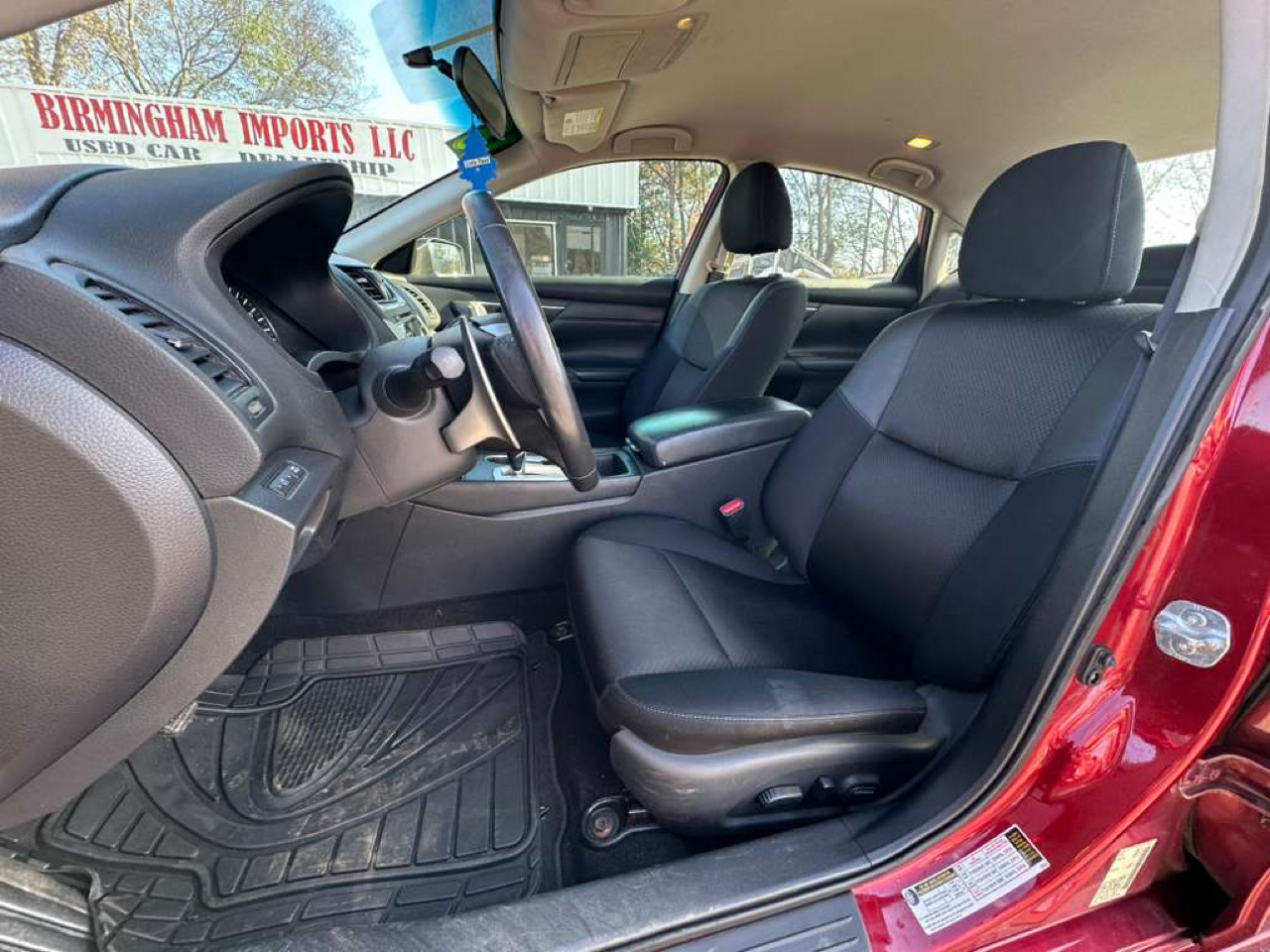 Nissan Altima 2.5 SR Sedan 2017