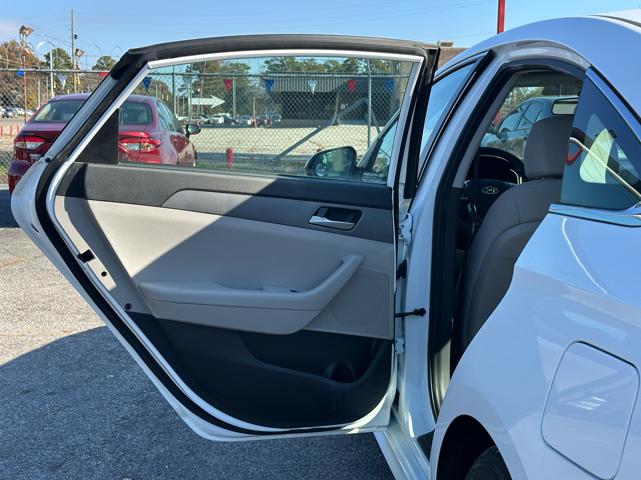 Hyundai Sonata SE 2.4L 2019