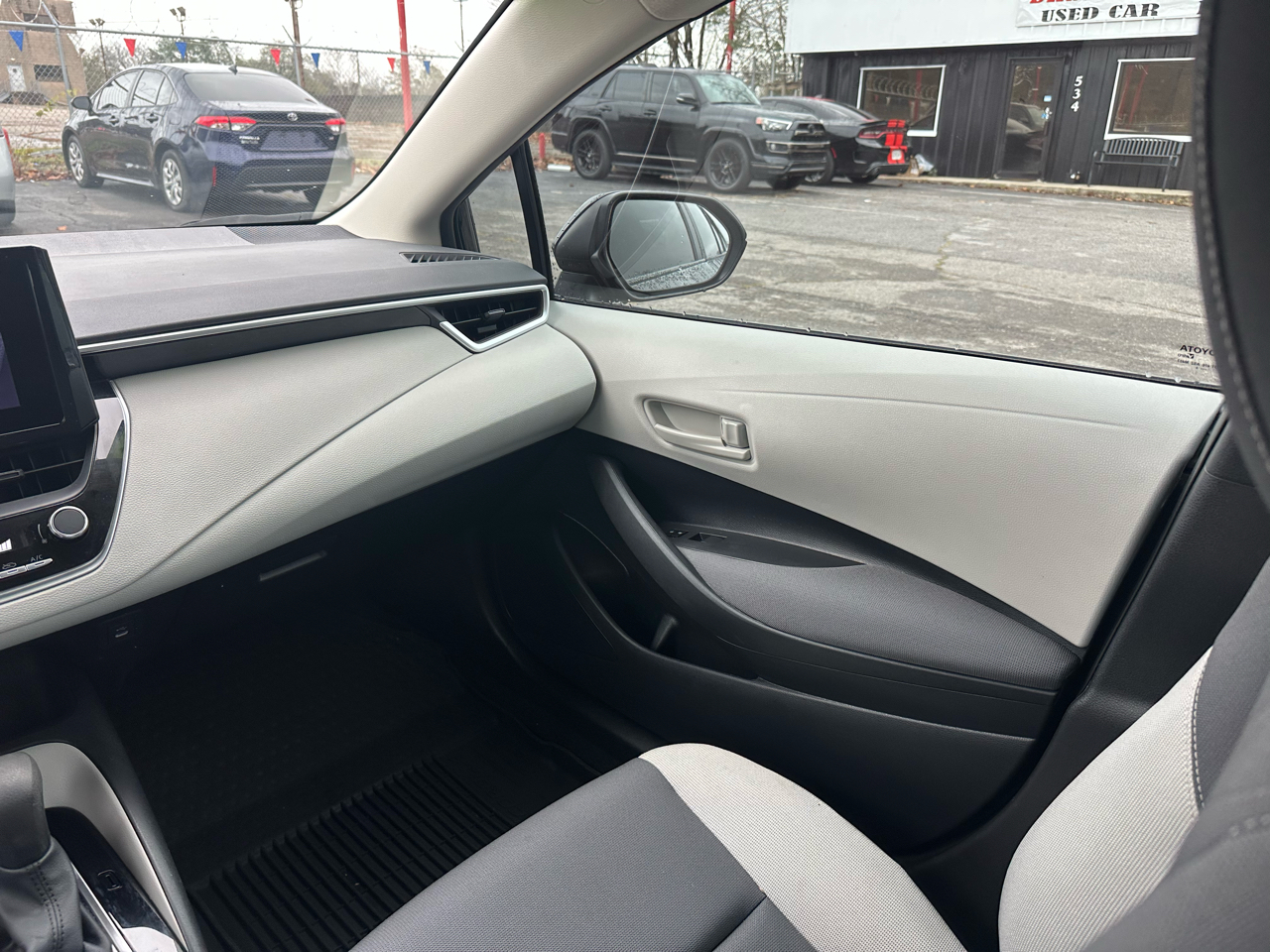 Toyota Corolla LE CVT (Natl) 2024