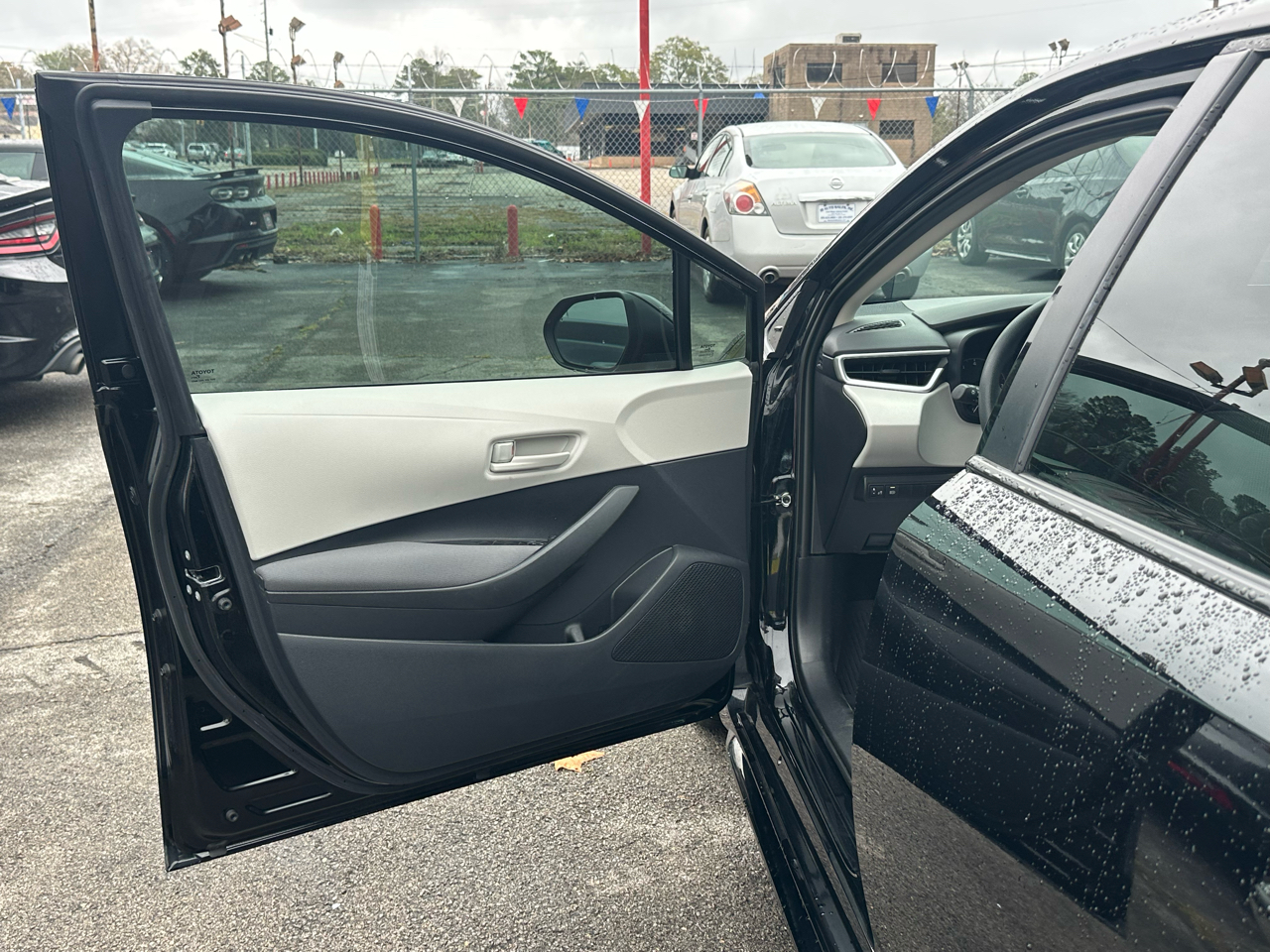 Toyota Corolla LE CVT (Natl) 2024