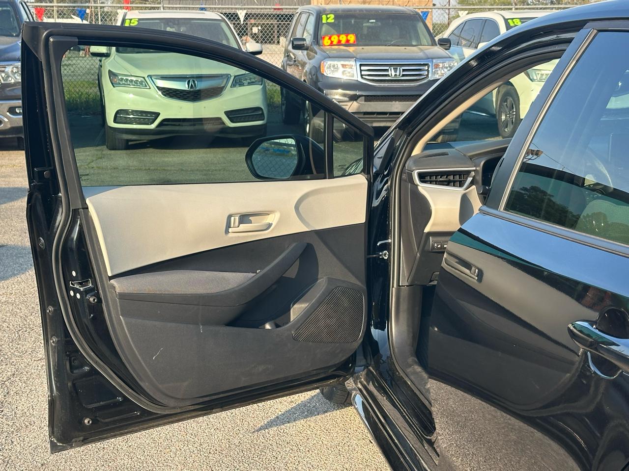 Toyota Corolla LE CVT (Natl) 2024