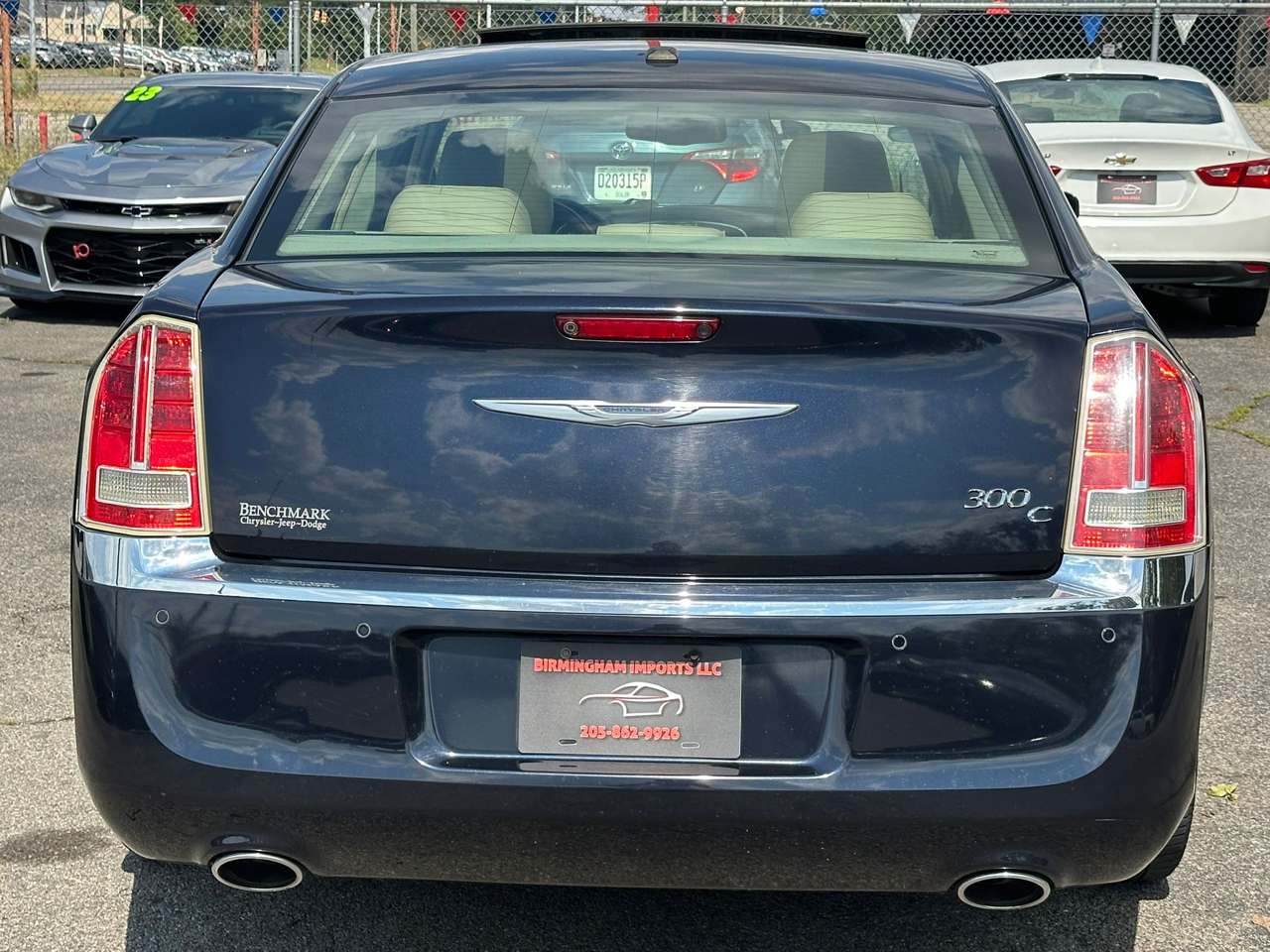 Chrysler 300 4dr Sdn 300C RWD 2011