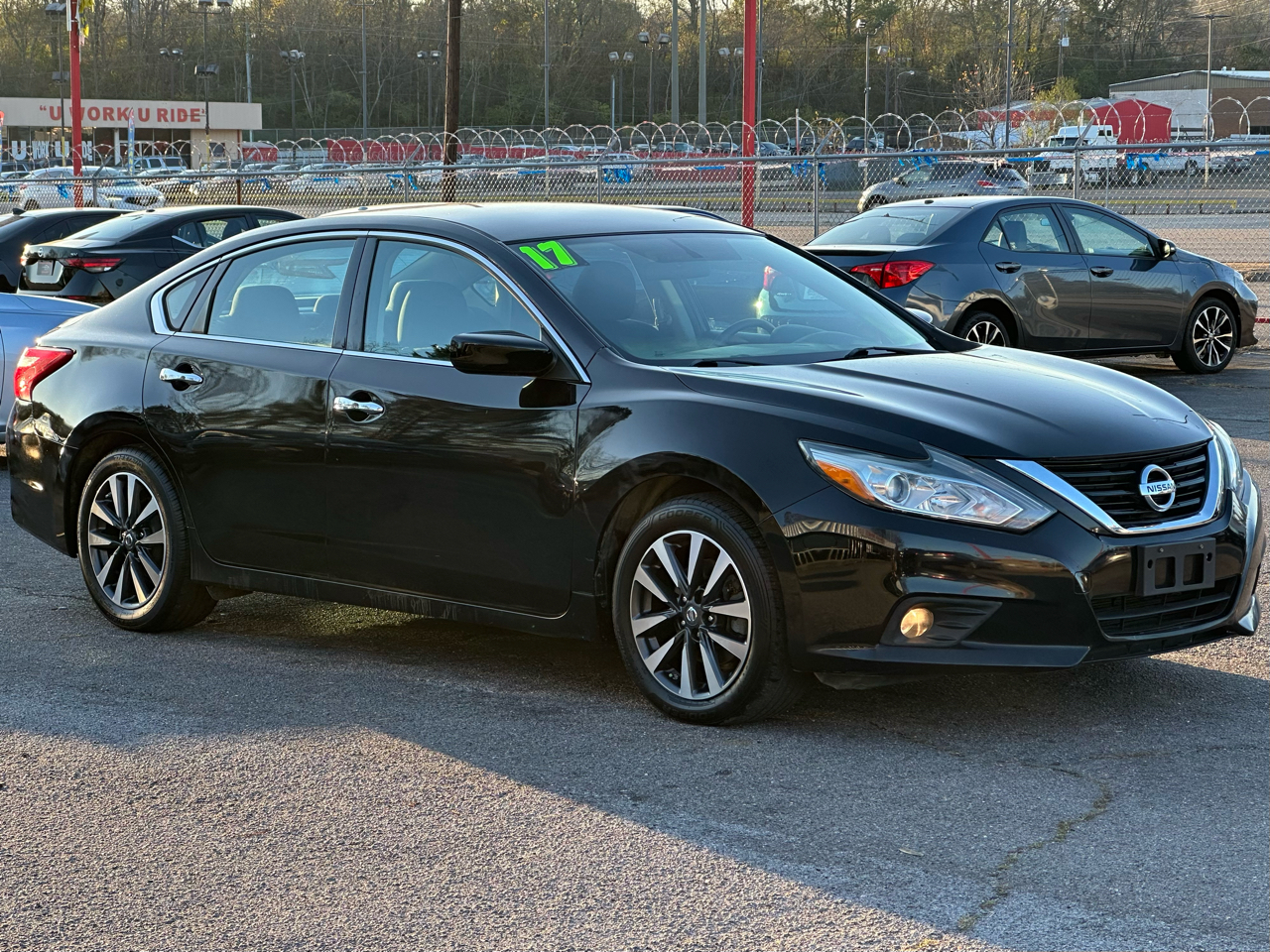 Nissan Altima 2.5 SV Sedan 2017