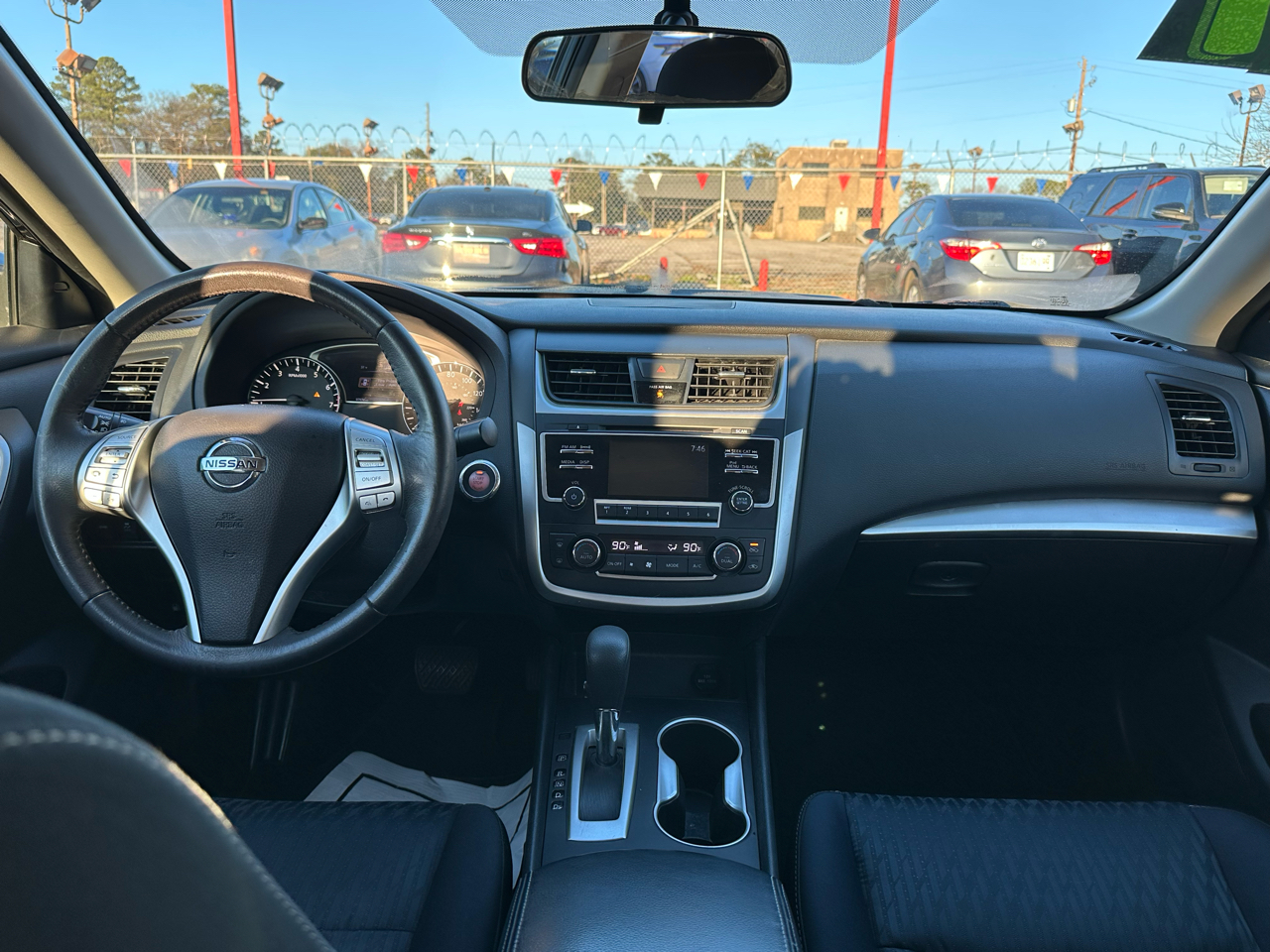 Nissan Altima 2.5 SV Sedan 2017