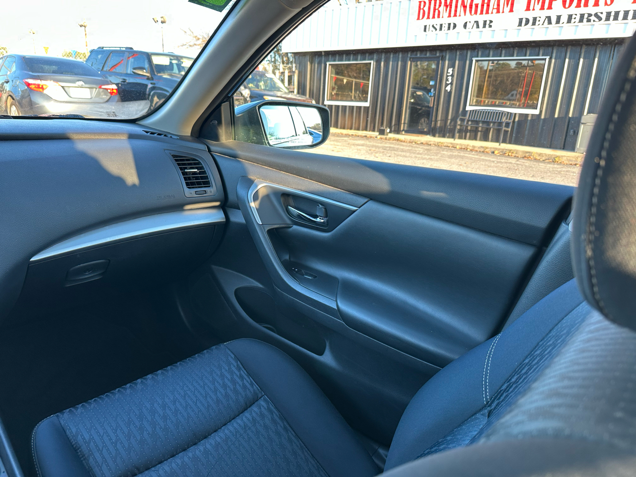 Nissan Altima 2.5 SV Sedan 2017