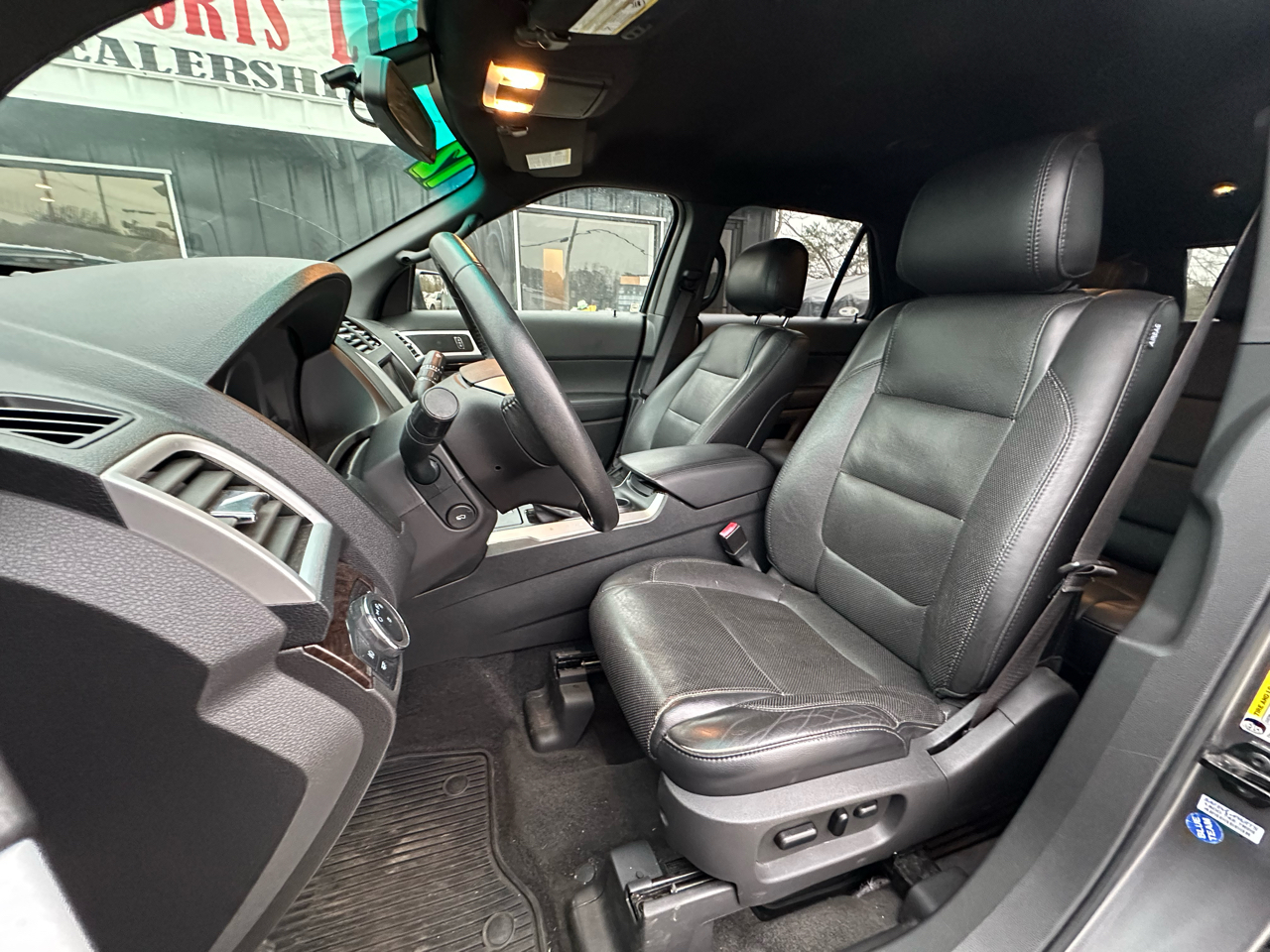 Ford Explorer FWD 4dr Limited 2012