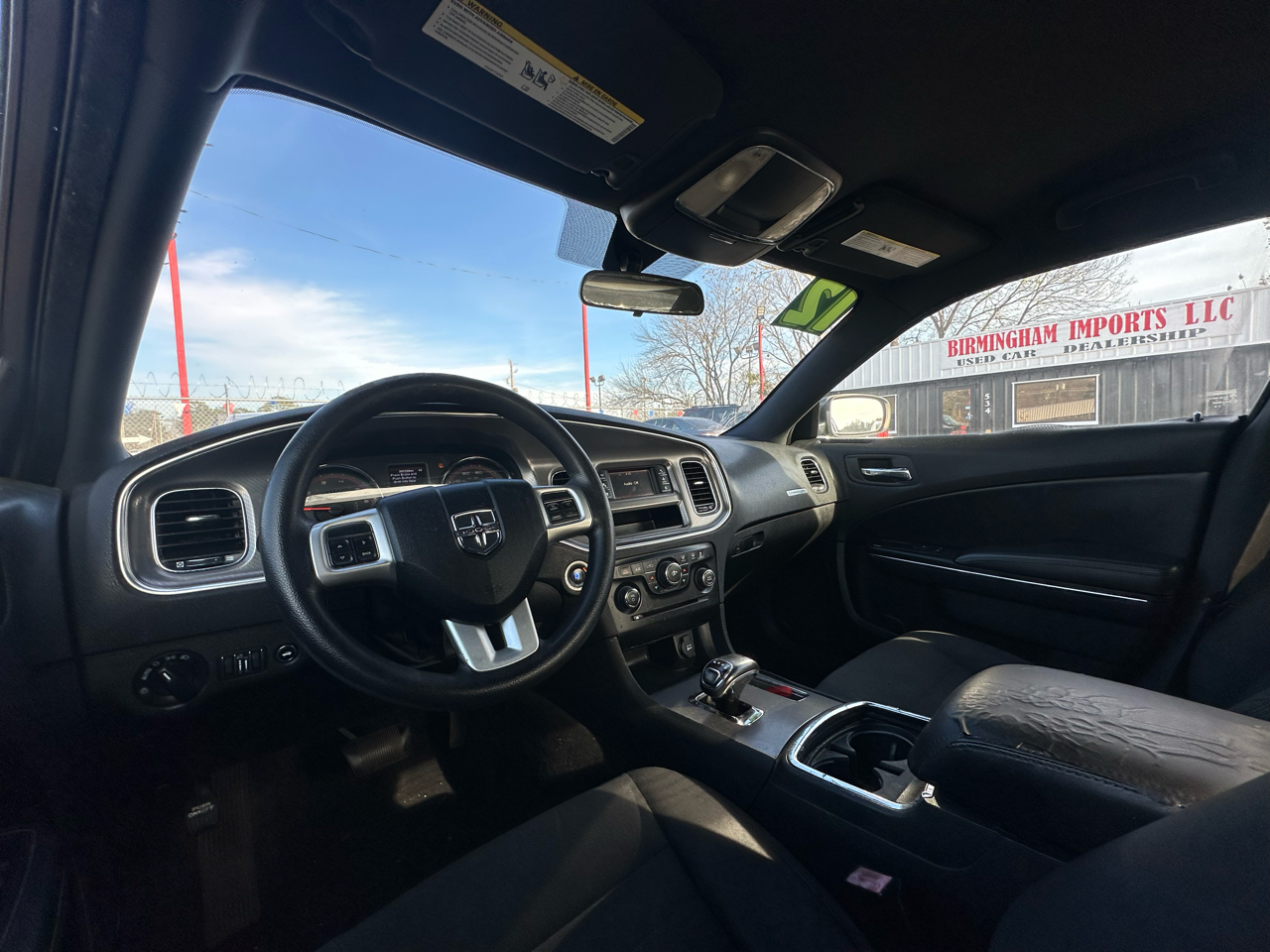 Dodge Charger 4dr Sdn SE RWD 2012