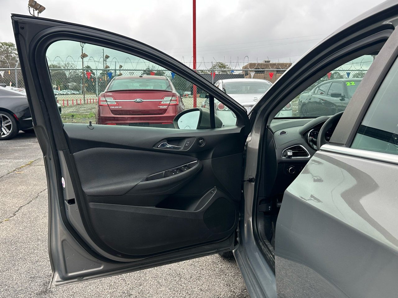 Chevrolet Cruze 4dr Sdn LT 2019